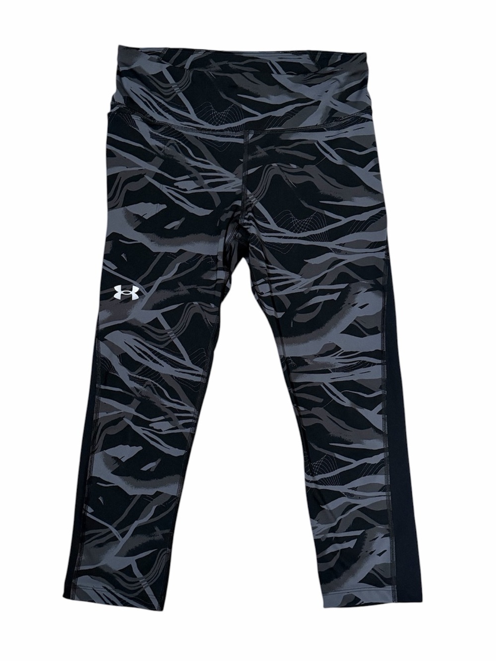 UNDER ARMOUR Mid Rise Compression Leggings Capri Length in Gray and Black